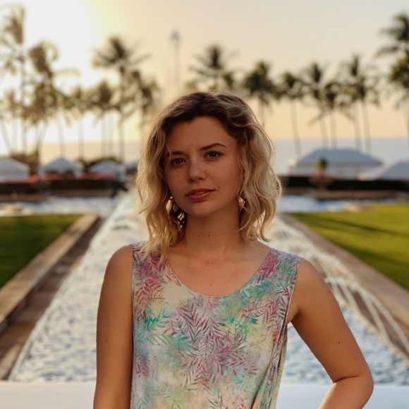 Meet Your Posher | FAST SHIPPING - Picture 6 of 6